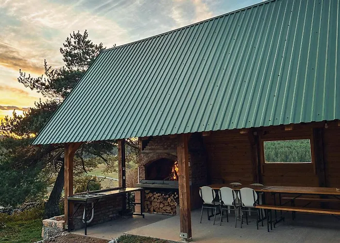 Ferienhaus Vikendica Pino *